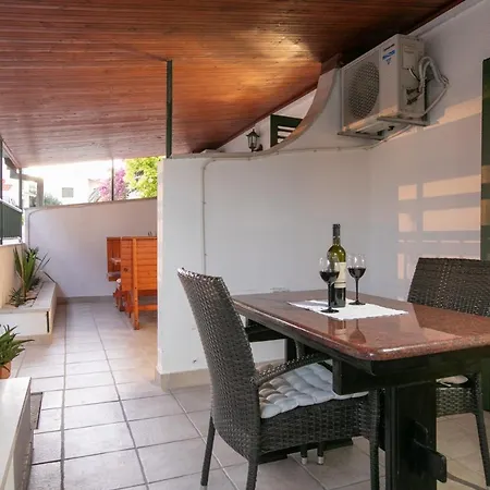 Talija Apartment