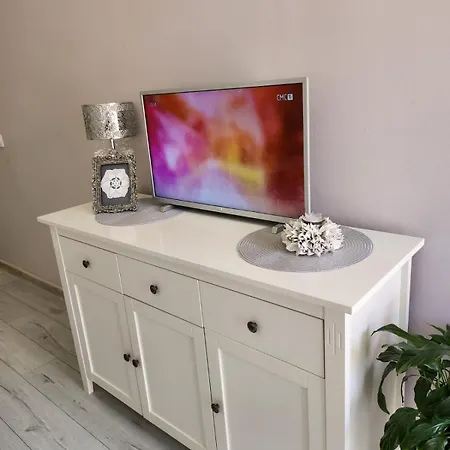 Talija Apartment *