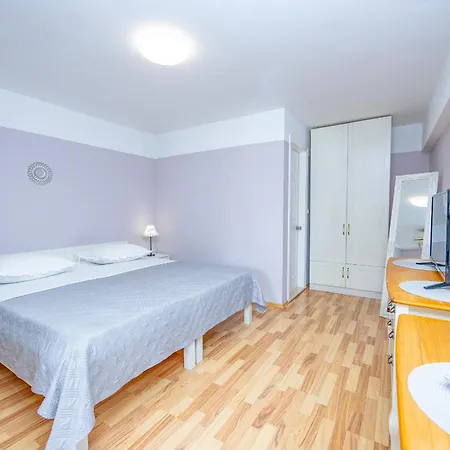 Talija Apartment Podgora